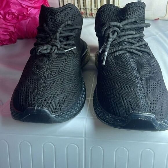 (A) Pony product from New York shoes. BRAND NEW, size 11 men's - Picture 6 of 10